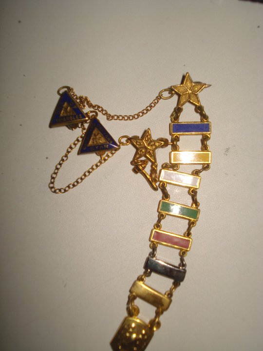 205491_611862306033_1226402_n